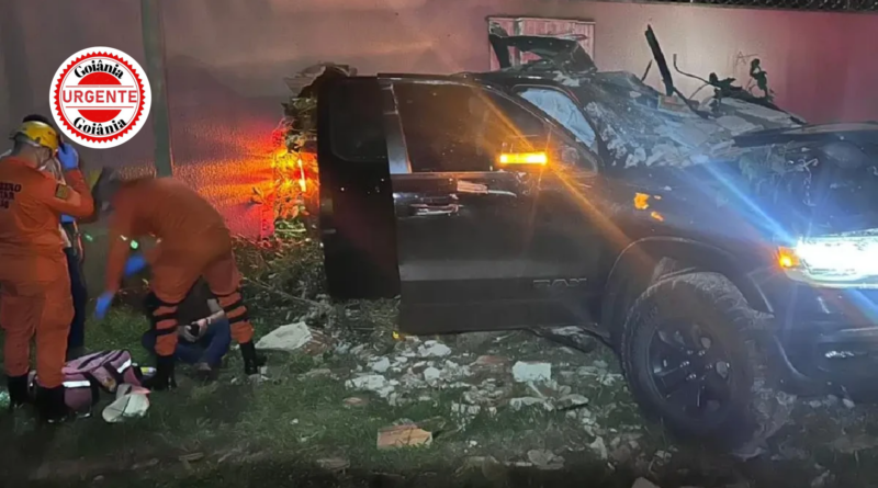 Saída de pista na GO-215 mobiliza resgate e deixa três feridos, em Pontalina