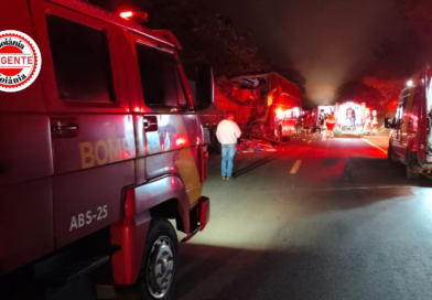 Acidente na BR-153 mobiliza força-tarefa e deixa 19 feridos em São Francisco de Goiás