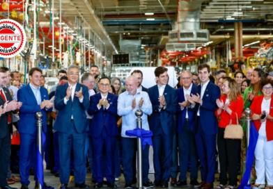 Lula visita montadora em Anápolis, anuncia ciclo bilionário e reforça aposta na reindustrialização do país