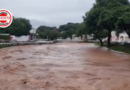 Rio Vermelho atinge nível crítico e mobiliza forças de emergência na Cidade de Goiás