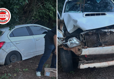 Colisão envolve veículo da Saúde de Santa Terezinha de Goiás durante transporte de pacientes para tratamento, em Ceres