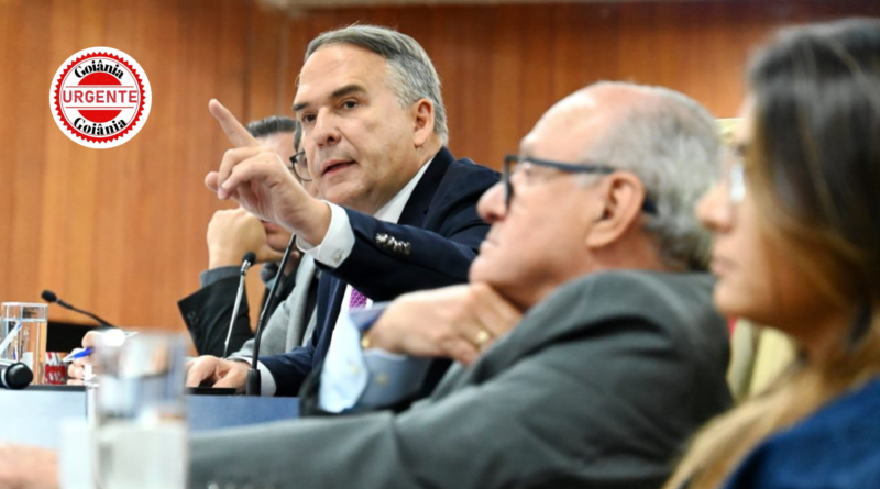 Prestação de contas de Sandro Mabel na Câmara de Goiânia deve ocorrer sob pressão política e expectativa de protestos