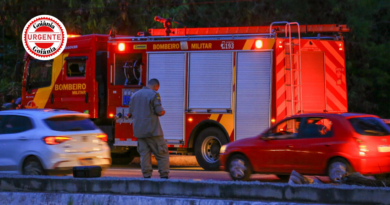 Mulher é arrastada por enxurrada no Córrego Botafogo e mobiliza operação de busca, em Goiânia