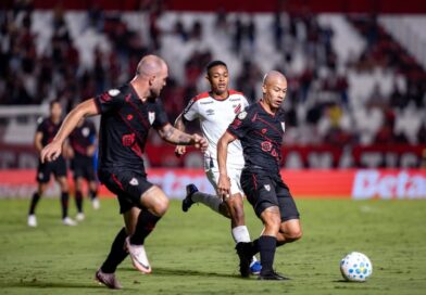 Atlético-GO volta a fracassar nos pênaltis no Accioly e é eliminado pelo Athletico-PR da Copa do Brasil