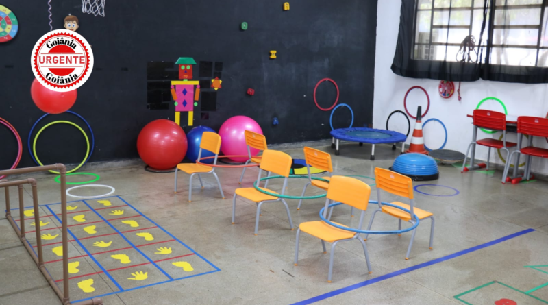 Câmara de Goiânia aprova atendimento de saúde mental para alunos autistas e com TDAH nas escolas