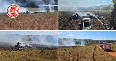 Avião cai e pega fogo em propriedade rural de Nerópolis; piloto é resgatado por helicóptero dos Bombeiros