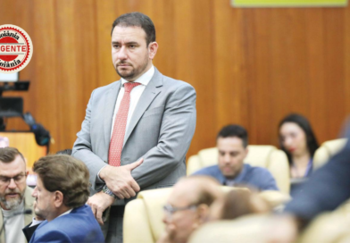 Temporários da Educação poderão ficar até cinco anos na rede municipal após aprovação da Câmara de Goiânia