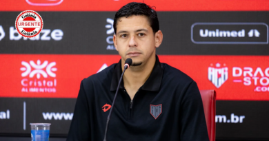 Justiça determina que bets retirem imagem de volante do Atlético-GO e amplia debate sobre direitos dos atletas
