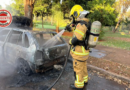 Carro é consumido pelo fogo em Jataí e mobiliza Corpo de Bombeiros na manhã deste domingo