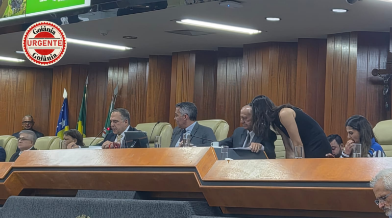 Sandro Mabel presta contas na Câmara e destaca superávit de R$ 264 milhões e alta histórica nos investimentos