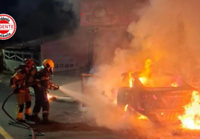 Motociclista morre após colisão seguida de incêndio, em Goiânia
