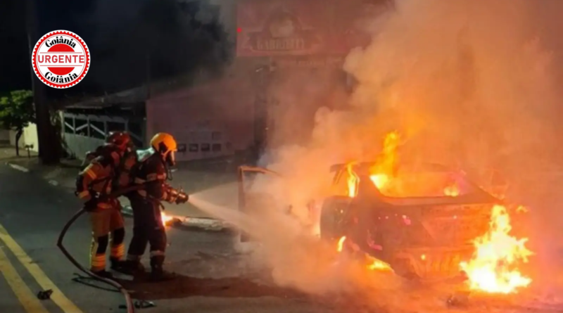 Motociclista morre após colisão seguida de incêndio, em Goiânia