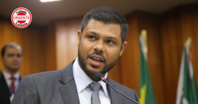 Câmara promulga lei que autoriza licença-paternidade de 40 dias, em Goiânia