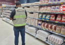 Procon Goiânia autua estabelecimento após encontrar preços diferentes no caixa e nas prateleiras