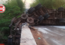 GO-184 é interditada após carreta bater em ponte na zona rural de Jataí