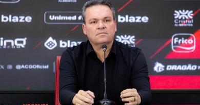 Adson Batista elogia Goiás antes de clássico decisivo pela Série B